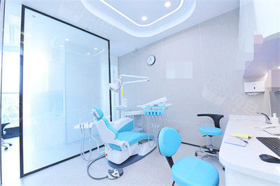 广州广大口腔 技术精湛，价格透明，赢得众多好评